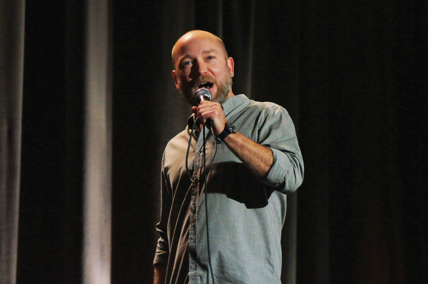 Talking to Kyle Kinane About Puppies, Crystals and His Voice